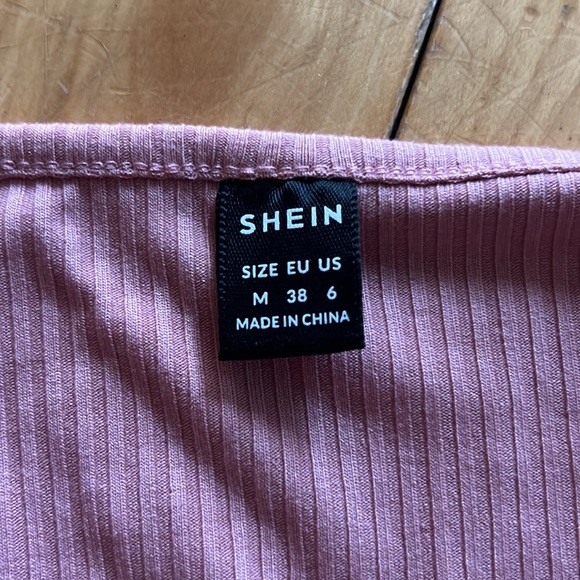 pink halter top - Picture 3 of 3